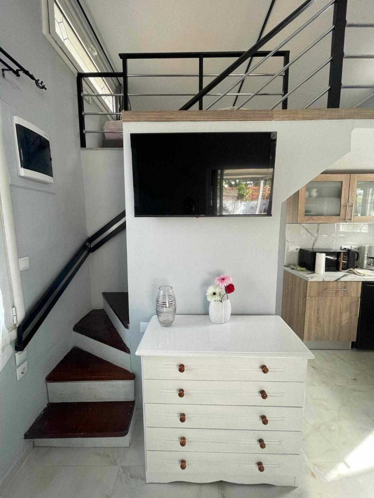 Villa Filio'S Loft Near Airport à Artemi Extérieur photo